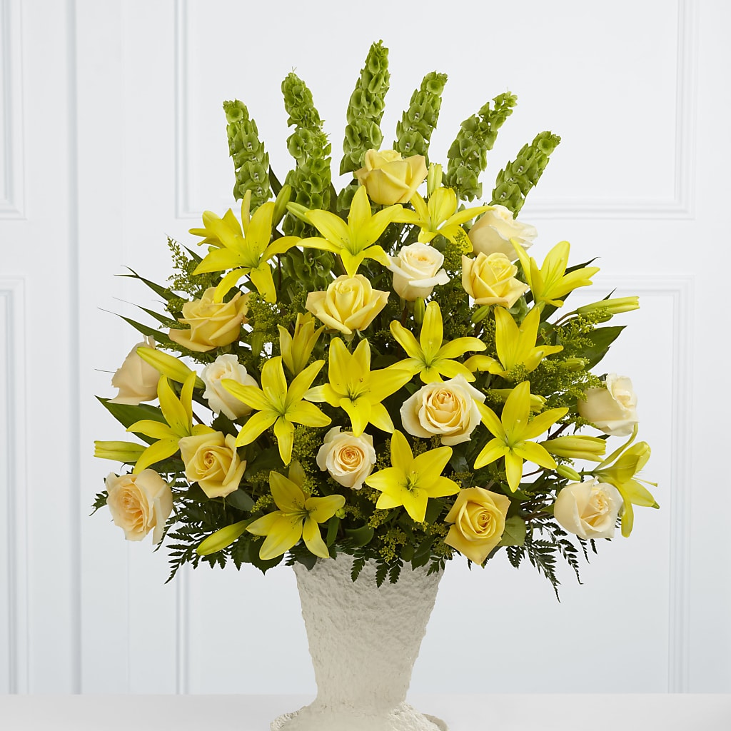 Golden Memories Arrangement – Love Blossoms, Easton PA