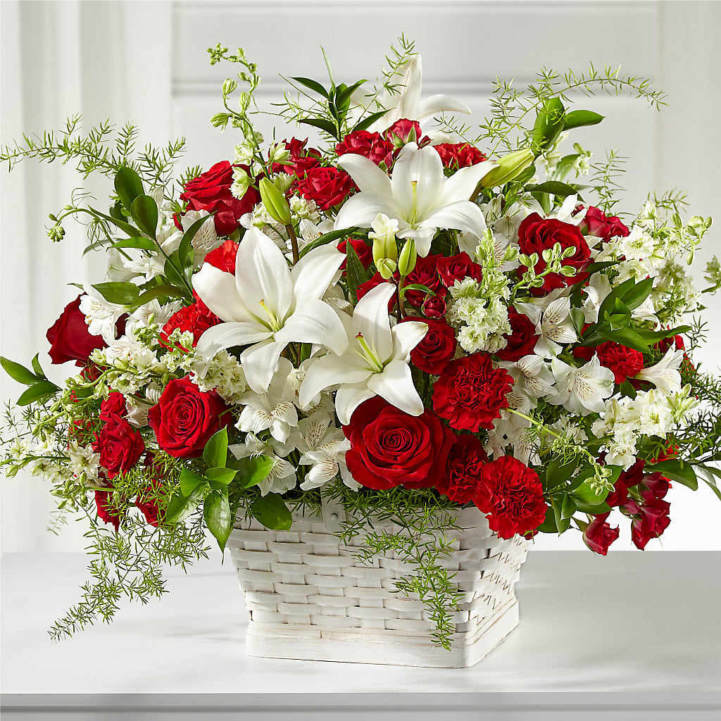Sentiments of Love Arrangement – Love Blossoms, Easton PA
