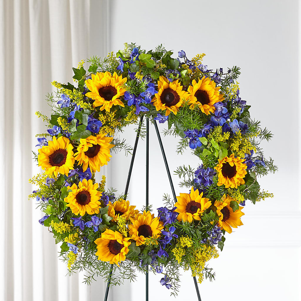 Bright Rays Wreath – Love Blossoms, Easton PA