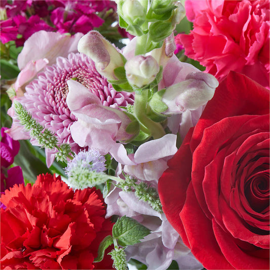 Simply the Best - A Florist Original –  Love Blossoms, Easton PA