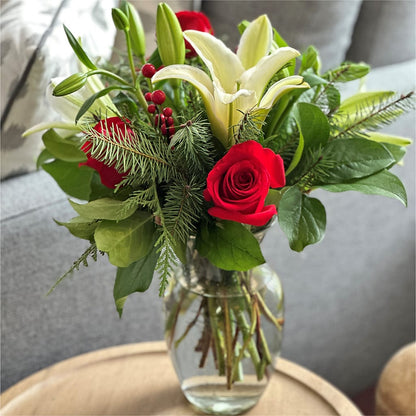 Sparkling Snowflakes Bouquet –  Love Blossoms, Easton PA