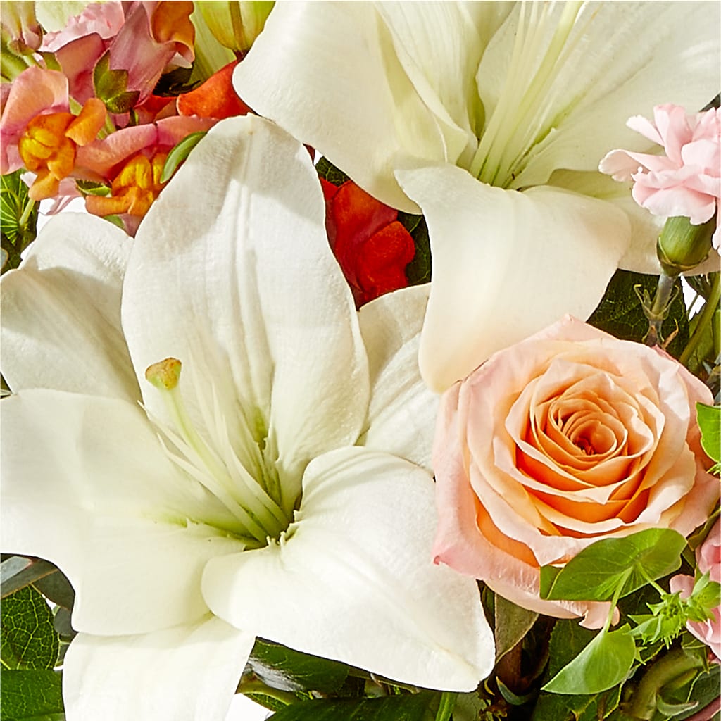 Grapefruit Splash Bouquet –  Love Blossoms, Easton PA